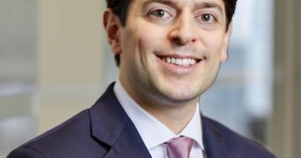 Thomas Albanese Investment Banking Stephens